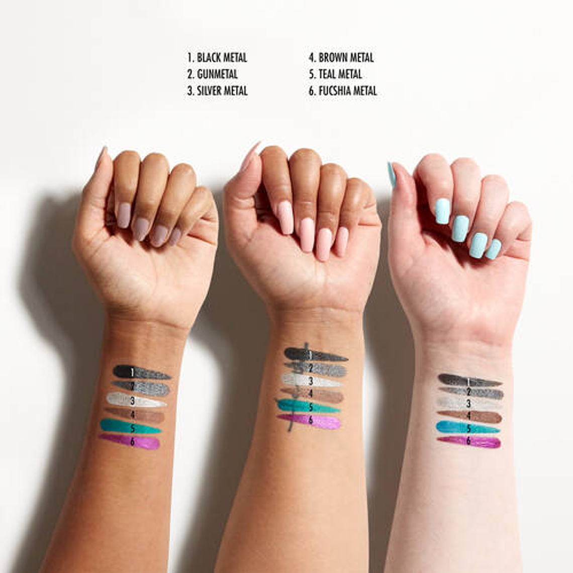 Delineador Líquido Metálico Epic Wear Brown Me - NYX 3