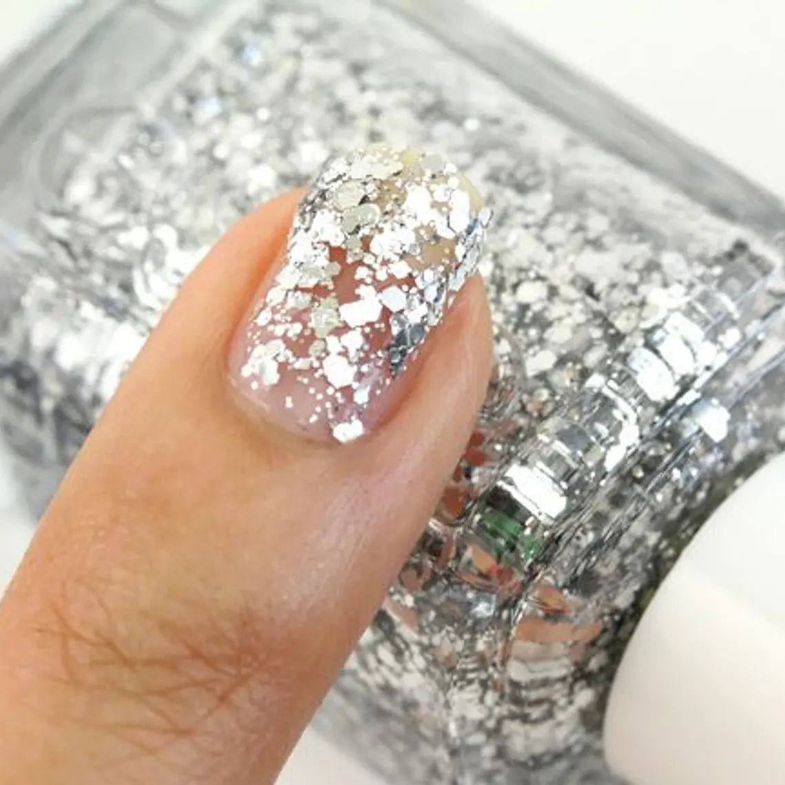 Esmalte Luxeffects set in stones - ESSIE 3