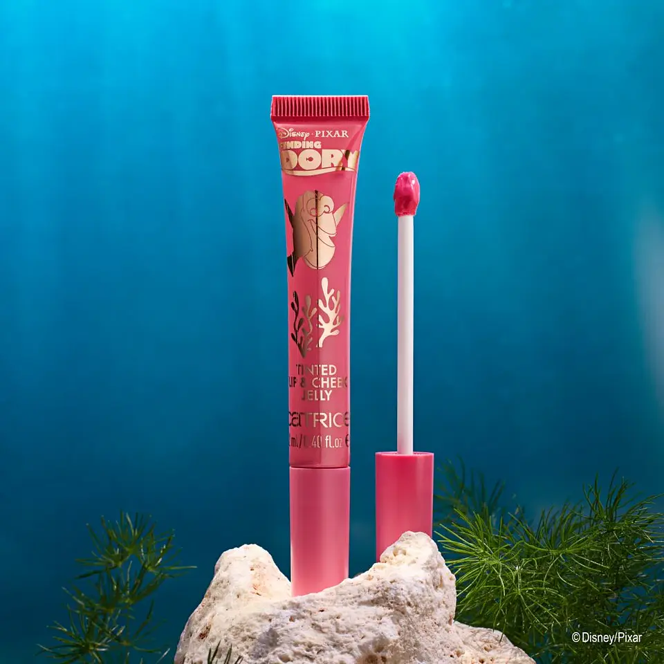 Tinte Para Labios Y Mejillas Finding Dory De Disney Pixar 01 12ml - CATRICE 3