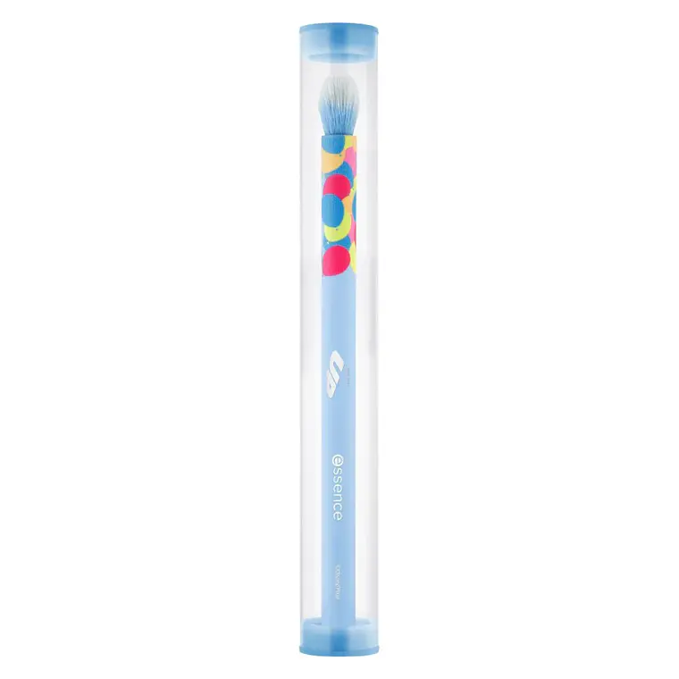 Paleta De Sombras De Ojos Wilderness Explorer Up 02 + Brocha De Sombra Up - ESSENCE 3