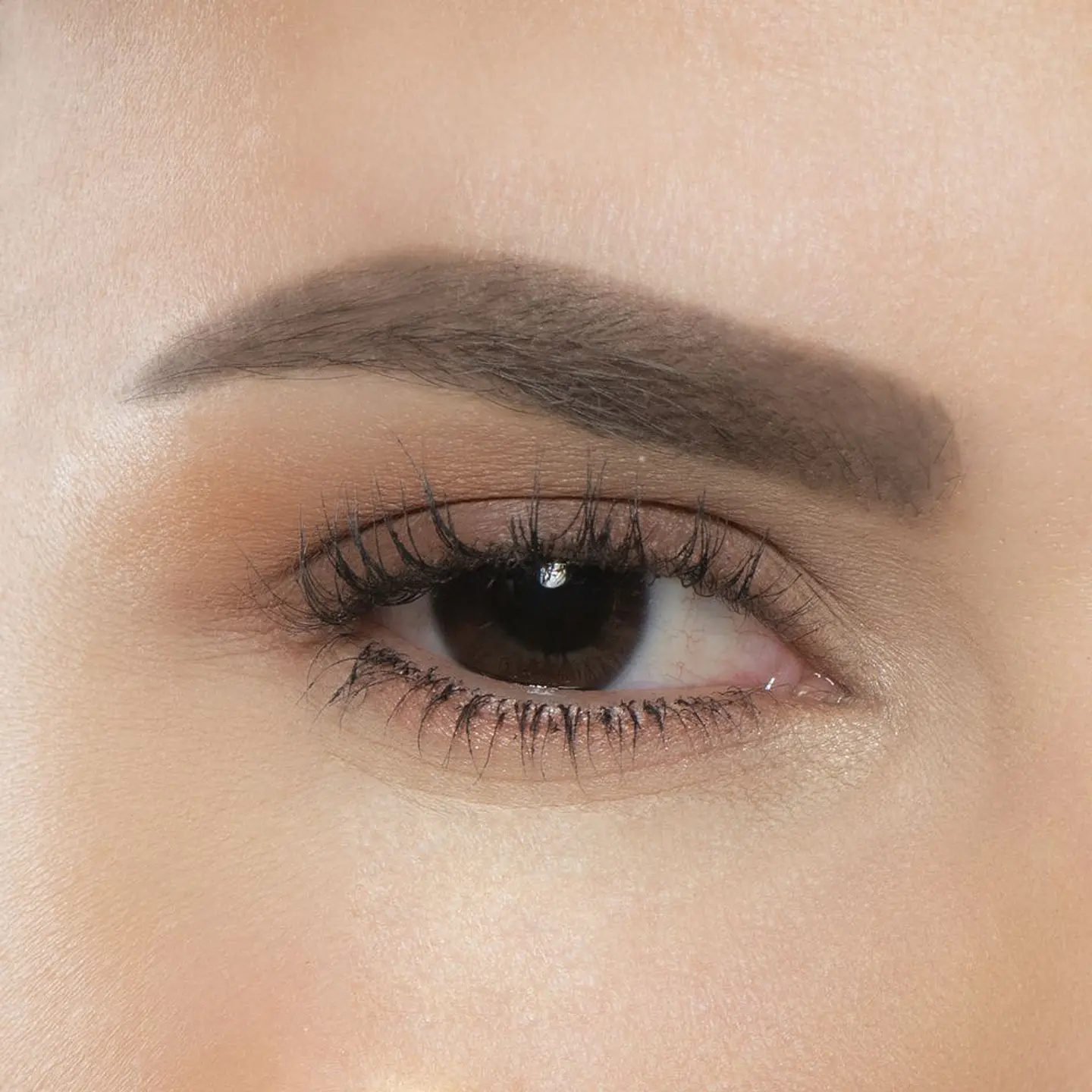 Tinta para Cejas Resist Tono Camel - VOGUE 3