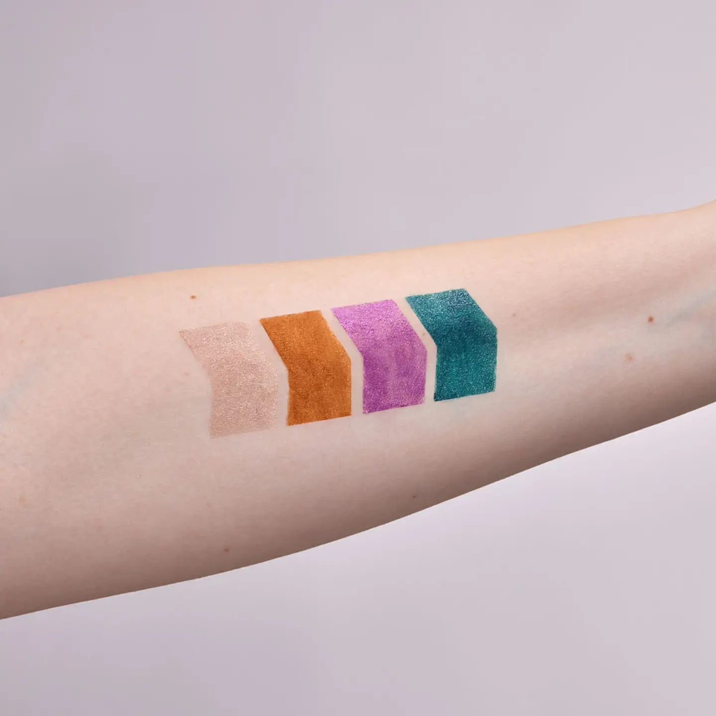 Paleta De Delineadores Metalizados Metal Digger N23 - GLAM FACTOR 4