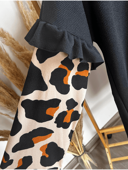 Polera Negra Animal Print Mujer | Estilo Femenino Carobaska 3