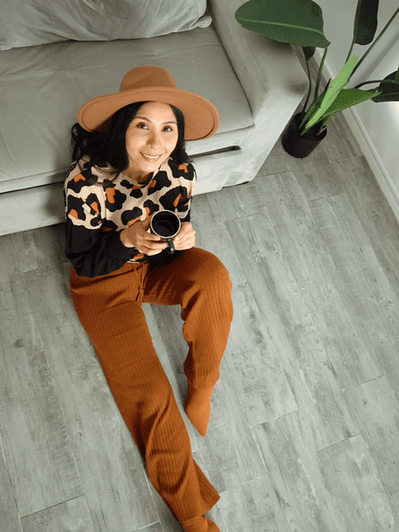 Polerón Dominga Camel Mujer | Look Natural Carobaska 2