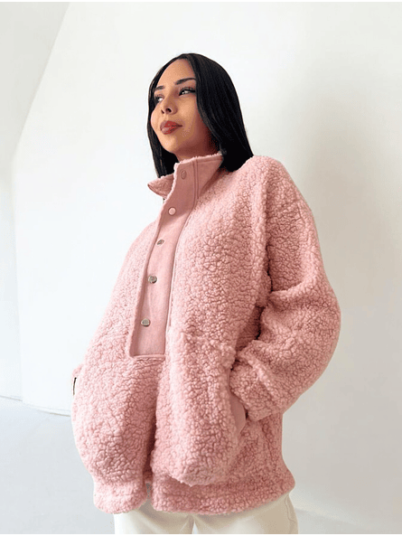Polerón de Corderito Diany Rosa – Abrigo Holgado con Botones y Bolsillos 4