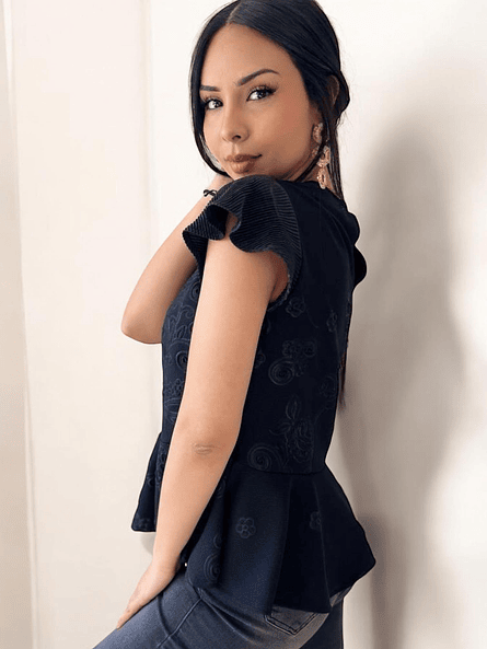 Polera Peplum Negra Mujer | Elegancia Femenina Carobaska 1