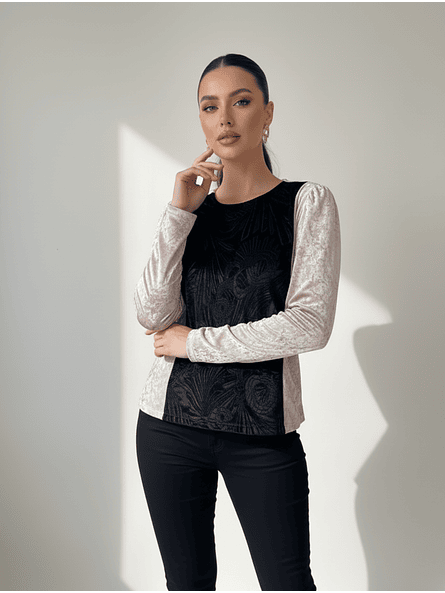 Polera de Terciopelo Elegante con Mangas Princesa y Contraste Emily – Colección Exclusive 1