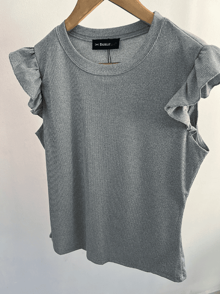 Polera Básica Mujer Gris Rib Elasticada con Vuelos 3