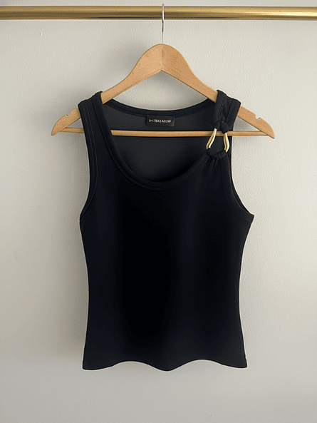 Polera Negra de Mujer Alessia – Calce Elasticado ✨🖤 1