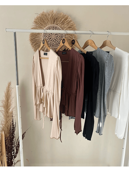 Polera de Lycra Algodón Blanca Lina con Mangas Globo y Amarras Regulables – Carobaska 3