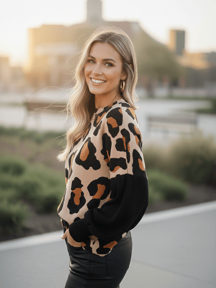 Polera Dominga Animal Print – Camel en Tela Rib Premium 3