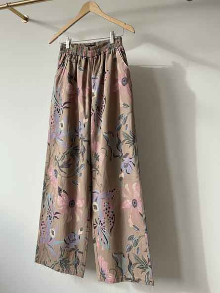 Pantalón Palazzo Amazonas Flores Pastel - Gabardina Elasticada 1