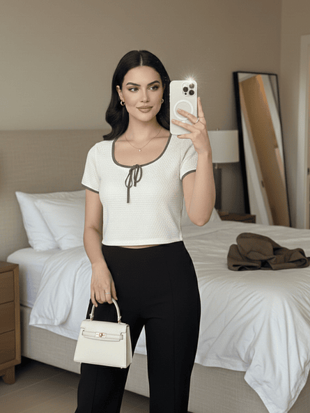 Polera Textured Ivy con Vivo Verde Olivo - Carobaska 1