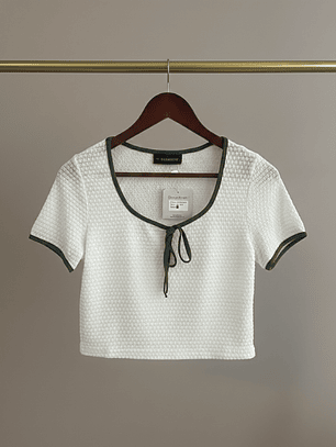 Polera Textured Ivy con Vivo Verde Olivo - Carobaska