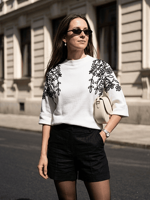 Sweater Manga Murciélago Bordado Viena Blanco - Carobaska