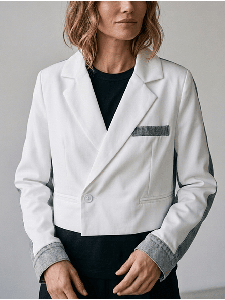 Blazer Blanco Mujer Corto con Mangas de Mezclilla - Estilo Cropped Carobaska 2