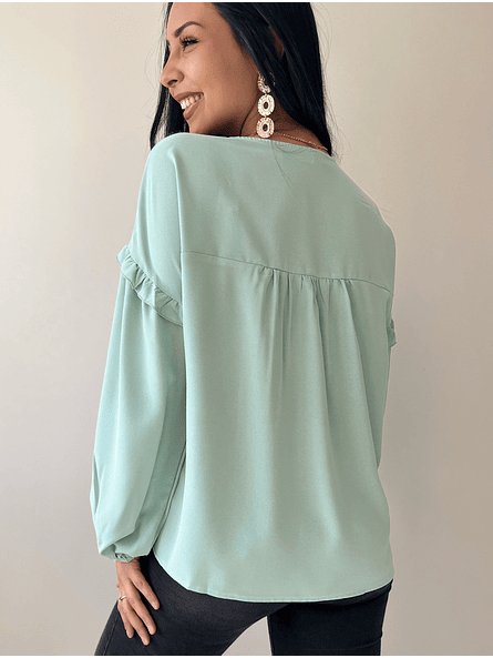 Blusa Verde Menta Mujer con Vuelos Holgada | Casual Carobaska 3