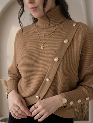 Sweater Beatle Mujer Beige Arena Manga Murciélago con Botones | Carobaska