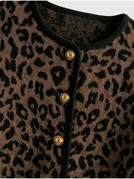 Chaqueta Animal Print Café  Estilo Chanel | Carobaska 11
