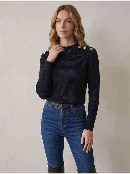 Sweater Térmico Mujer con Botones Dorados 4