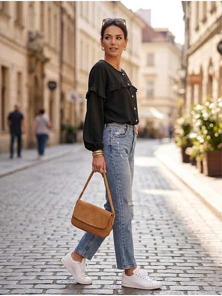 Blusa Negra Mujer con vuelos manga Larga Elegante | Carobaska 6