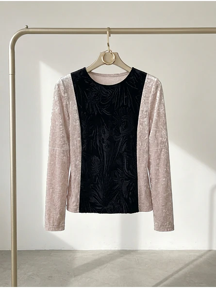 Polera Terciopelo Mujer Negra y Crema Mangas Princesa 9