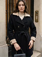 Abrigo Negro Mujer con Cuello Crema Elegante  - Miniatura 5