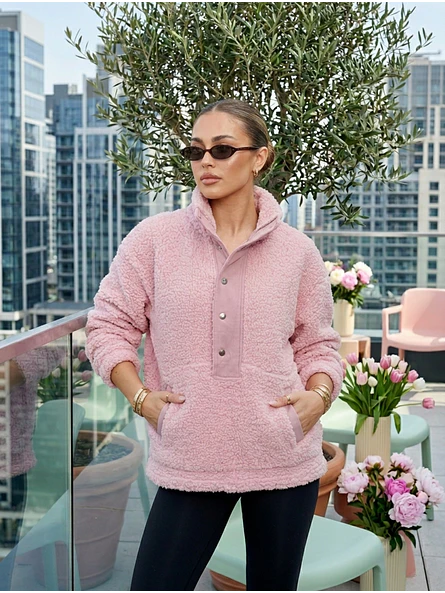 Polerón Mujer Rosado de Corderito con Bolsillos | Carobaska 5