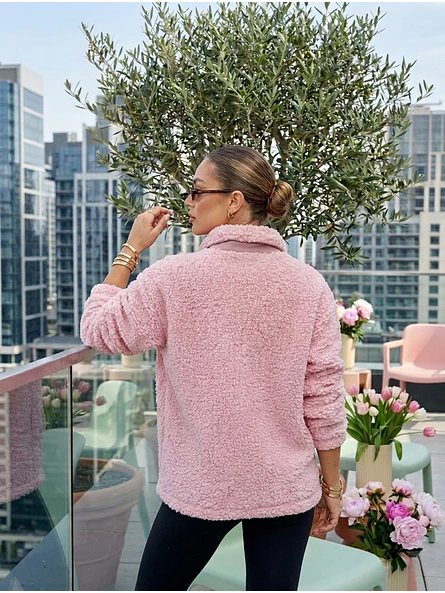 Polerón Mujer Rosado de Corderito con Bolsillos | Carobaska 3