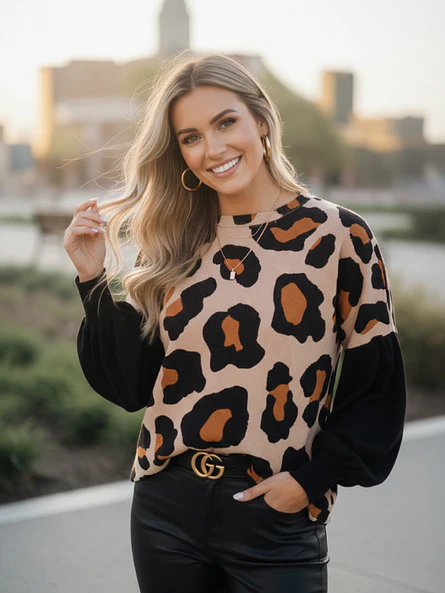 Sweater Mujer animal print con Mangas Globo Negra 1