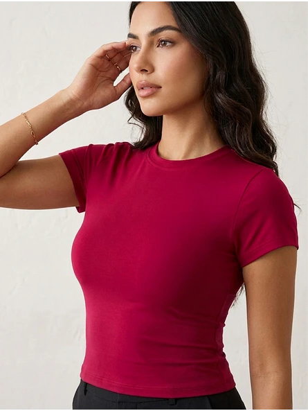 Polera Básica Roja Mujer Manga Corta 3