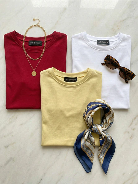 Polera Básica Roja Mujer Manga Corta 7
