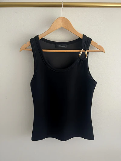 Top Negro Básico detalle Dorado Mujer