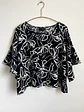 Polera Oversize Mujer Azul estampado Floral Manga Murciélago - Miniatura 5