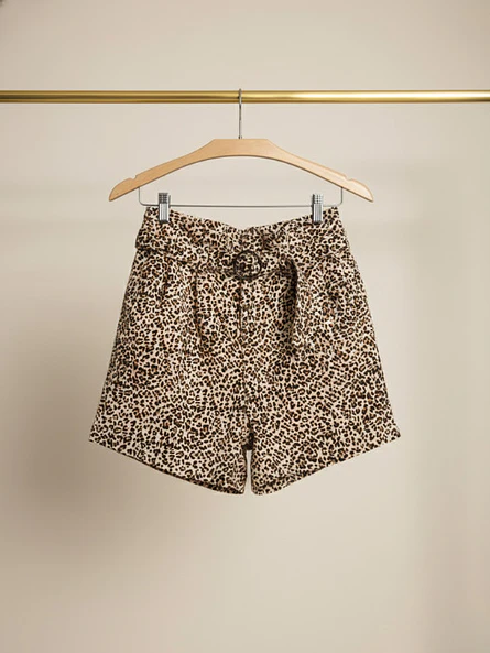Short Animal Print Beige Mujer Tiro Alto con Cinturón 3