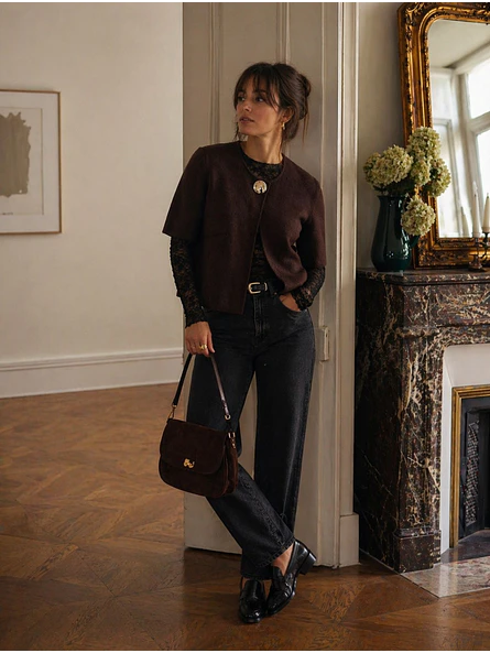 Chaleco tipo Capas Broche dorado Mujer  2