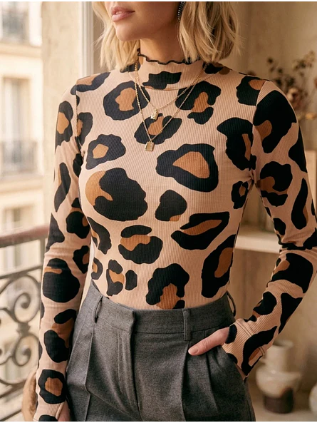 Polera Beatle Animal Print Mujer Cuello Alto Manga Larga 4