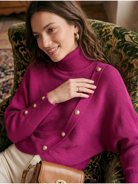 Sweater Fucsia Mujer Tricot Cuello Alto Manga Murciélago Botones Dorados 2