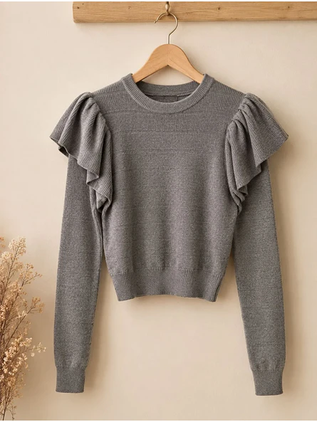 Sweater Gris Mujer Vuelos Hombros Crop Manga Larga 6