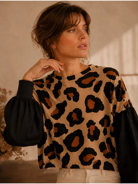 Polera Animal Print Camel Mujer Manga Globo Oversize 6