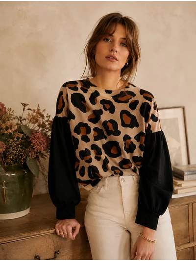 Polera Animal Print Camel Mujer Manga Globo Oversize