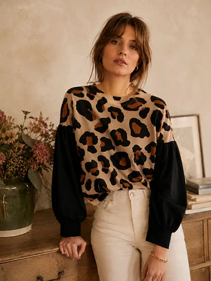 Polera Animal Print Camel Mujer Manga Globo Oversize