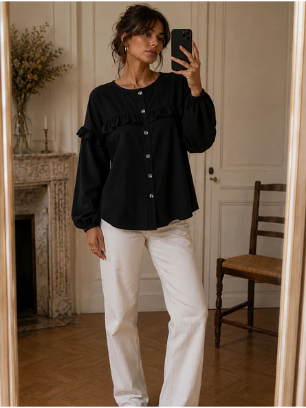 Blusa Negra Mujer con Vuelos en Gasa Crepé Elegante 3