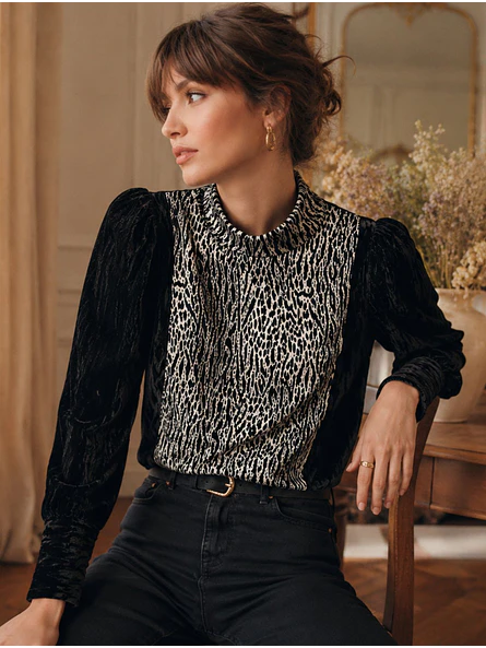 Sweater Terciopelo Negro Mujer Animal Print Cuello Alto 2
