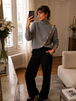 Sweater Gris Mujer de Tejido Punto Cuello Alto con Botones Dorados - Miniatura 2