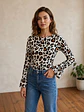 Polera Animal Print Blanco Mujer Manga Larga Acampanada - Miniatura 2