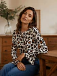 Polera Animal Print Blanco Mujer Manga Larga Acampanada - Miniatura 4