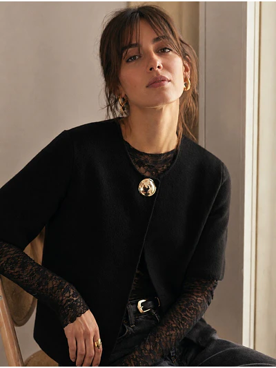 Chaleco Tipo Capa Mujer Broche Dorado Manga Codo
