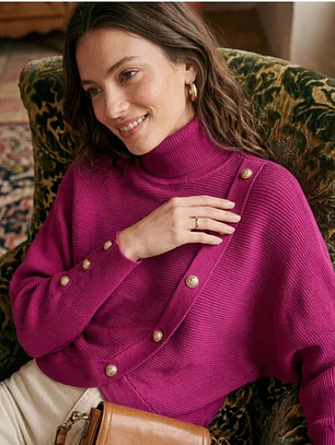Sweater Fucsia Manga Murciélago con Botones y Cuello Alto