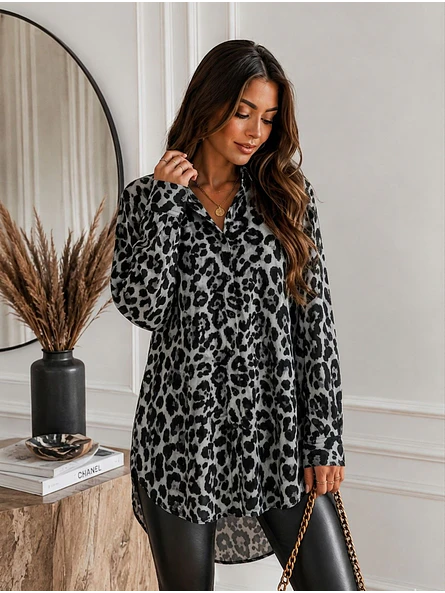 Blusa Animal Print Gris Larga Oversize Mujer 1